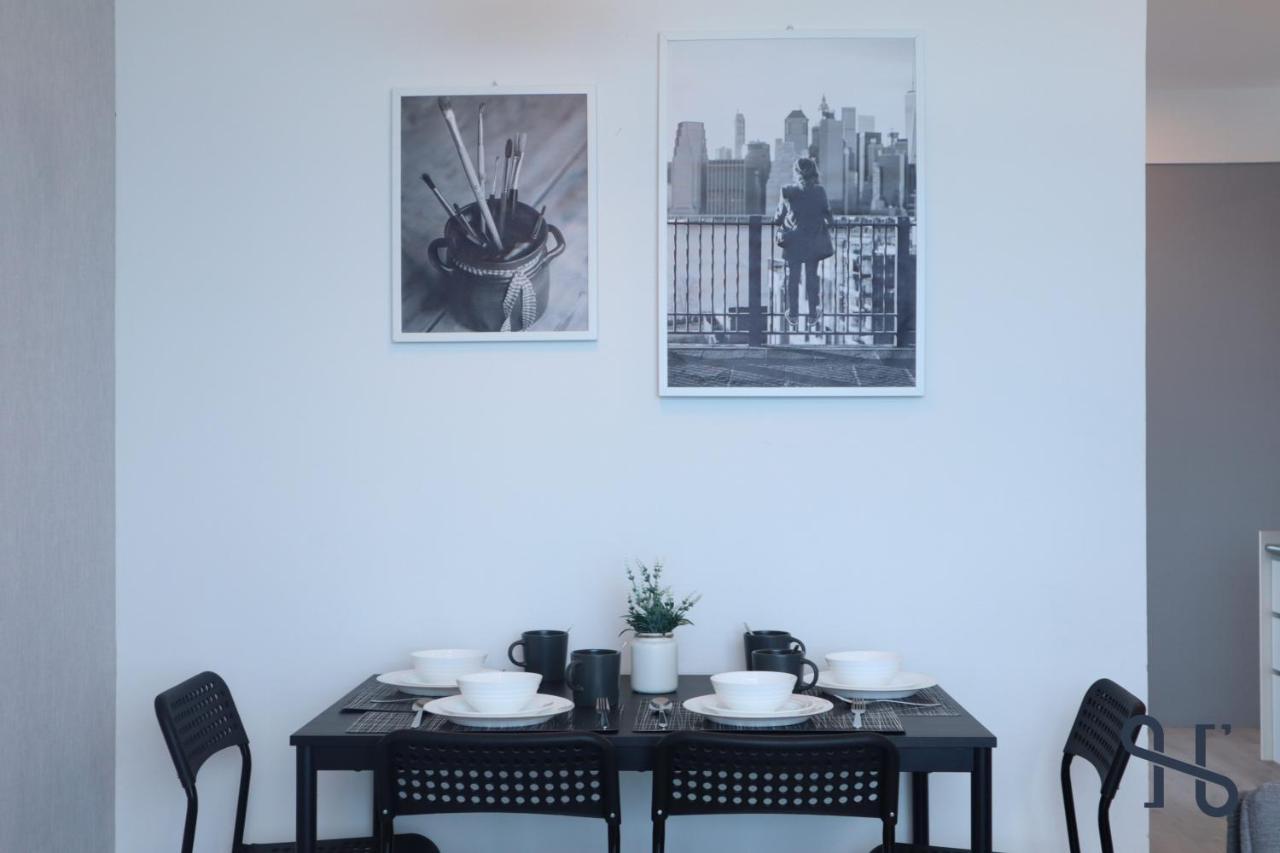 Homesuite' Home At Jesselton Quay โกตาคินาบาลู ภายนอก รูปภาพ