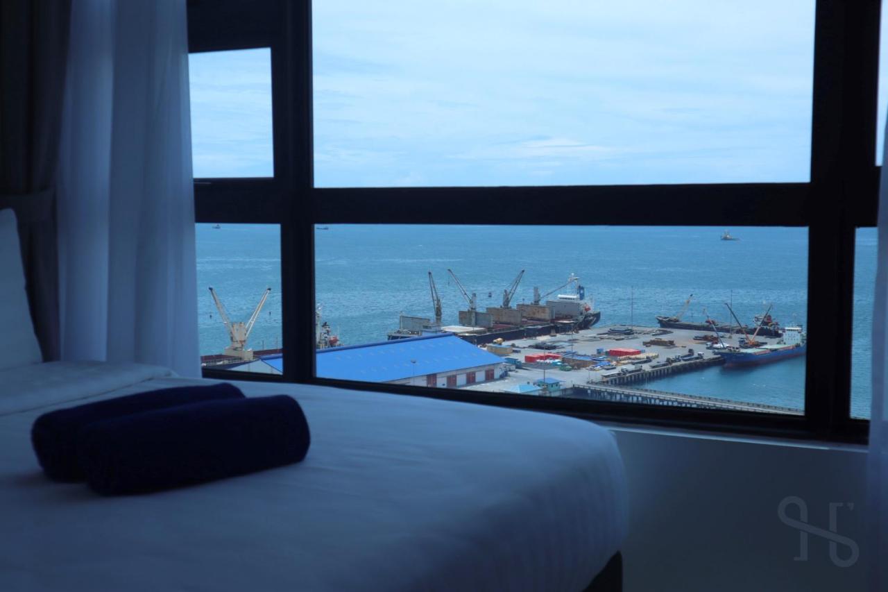 Homesuite' Home At Jesselton Quay โกตาคินาบาลู ภายนอก รูปภาพ